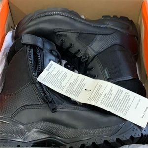 5.11 Work Boots Zipper on The Side Brand New